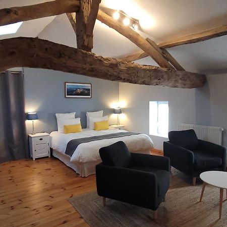 Bed and Breakfast La Vigneraie De Laura Sainte-Colombe  Exterior foto