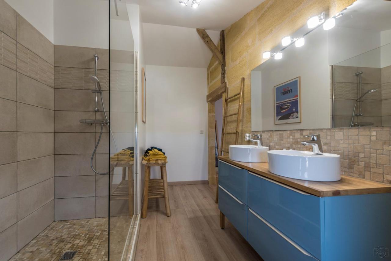 Bed and Breakfast La Vigneraie De Laura Sainte-Colombe  Exterior foto