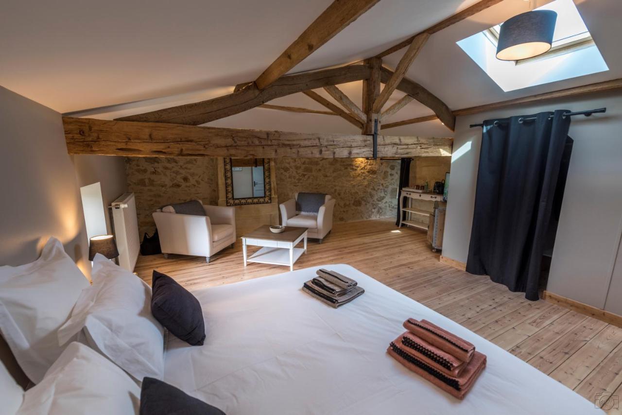 Bed and Breakfast La Vigneraie De Laura Sainte-Colombe  Exterior foto